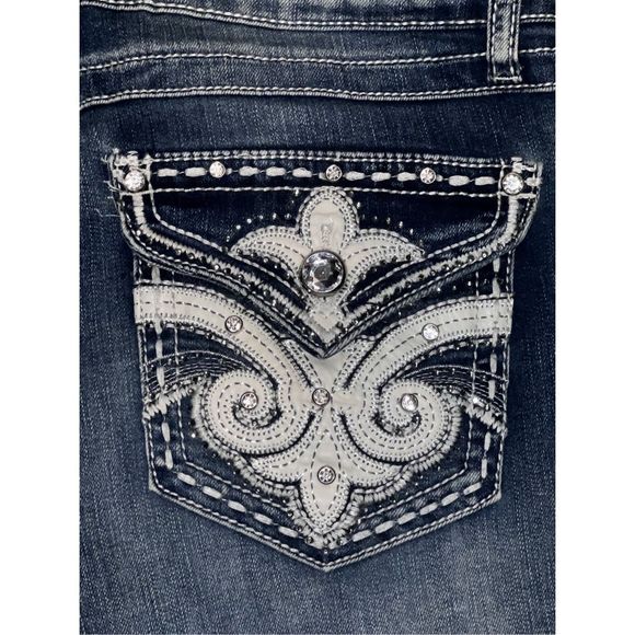 Juniors Project Indigo Embroidered ￼Faux Leather Pocket Jeans Size 9 - Picture 1 of 6